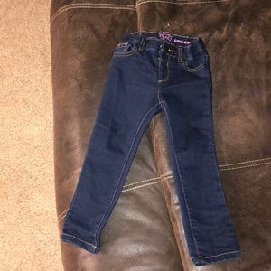 Size 4t Children’s Place dark denim jeans NEW